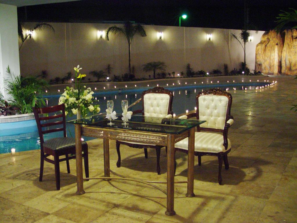 Royal Garden Reynosa Facilidades foto